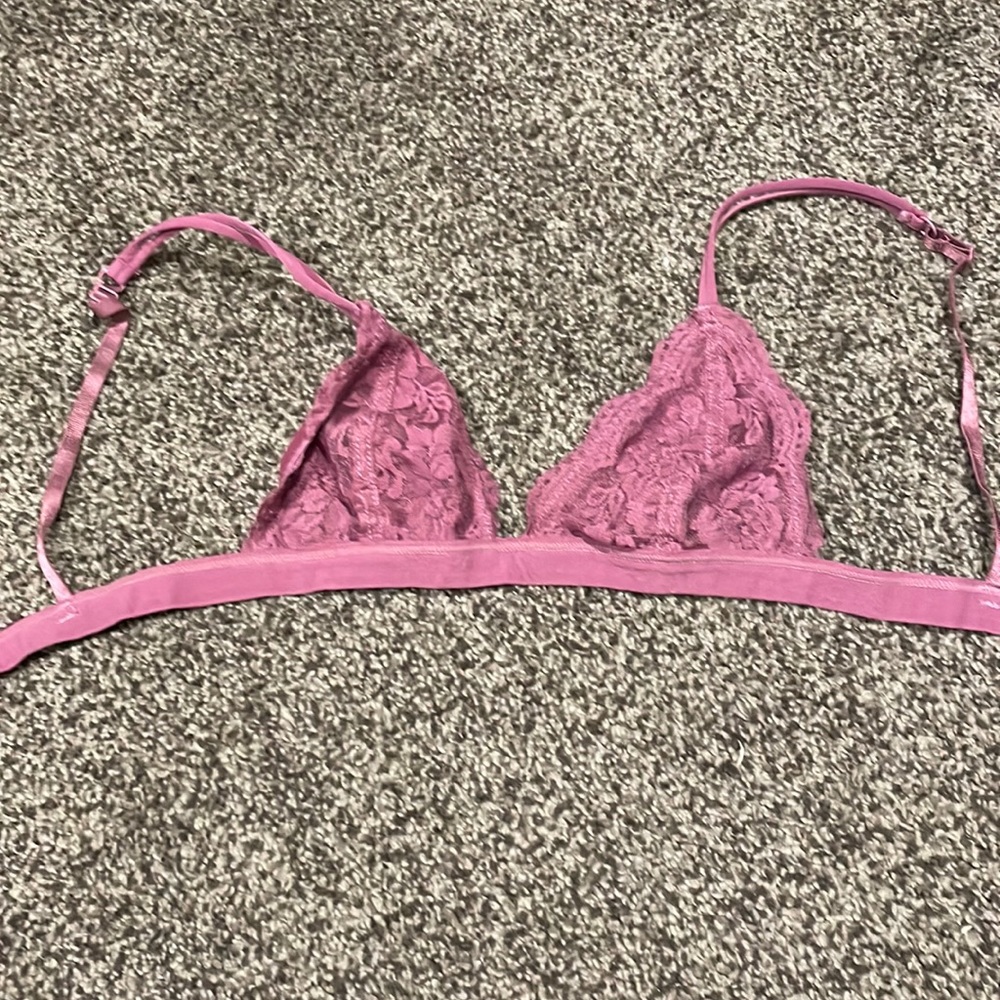 Purple lace bralette with no pads. It’s a size S